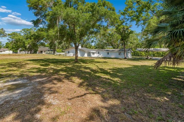 608 KRAZY LANE, Lutz, FL 33548