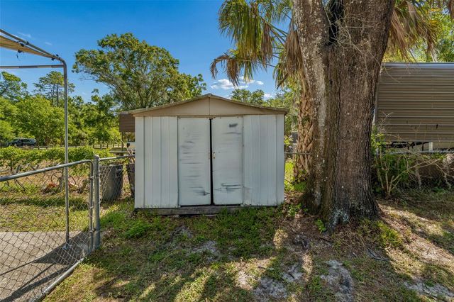 608 KRAZY LANE, Lutz, FL 33548