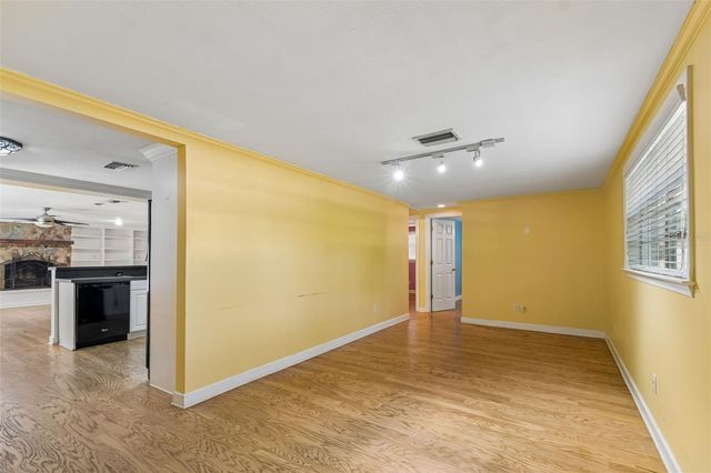 608 KRAZY LANE, Lutz, FL 33548