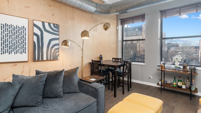 1307 S Wabash Avenue 213, Chicago, IL 60605