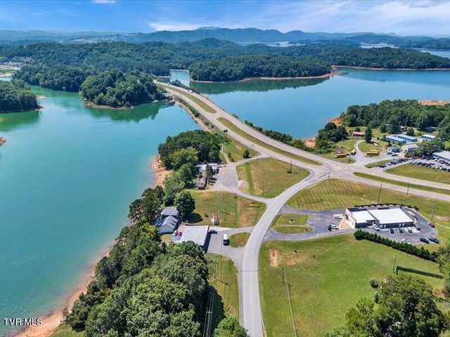 2271 Broadway Dr. Drive, Bean Station, TN 37708