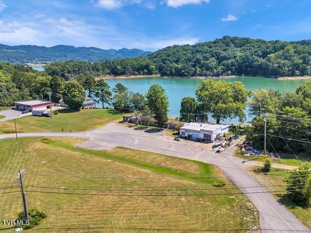 2271 Broadway Dr. Drive, Bean Station, TN 37708