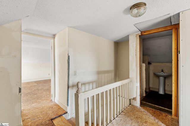 4178 Bramlett Church Road, Gray Court, SC 29645