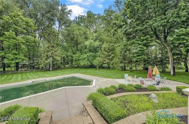 4226 Corey Road, Toledo, OH 43623