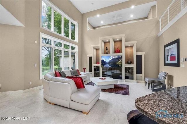 4226 Corey Road, Toledo, OH 43623