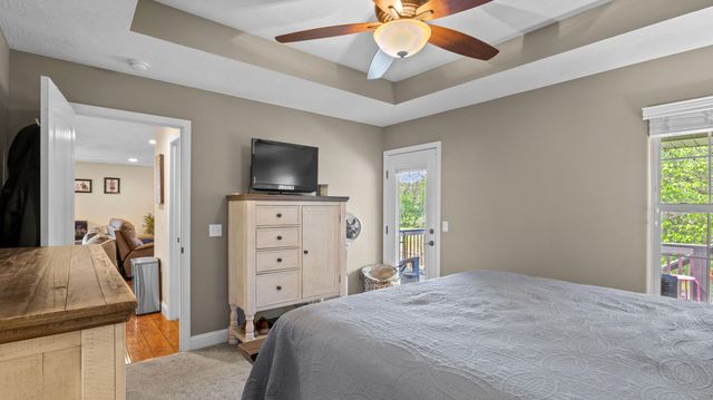 1157 S Maple Grove Avenue, Springfield, MO 65804