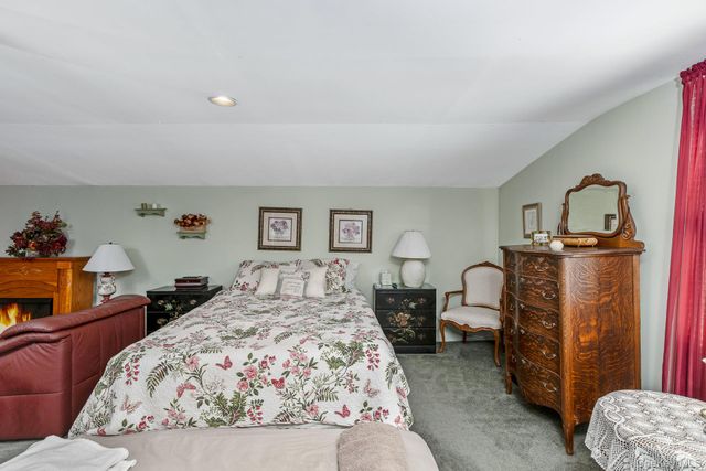 5 Jacqueline Court, Port Jefferson Station, NY 11776