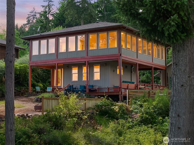 430 E Madrona Pkwy, Grapeview, WA 98546