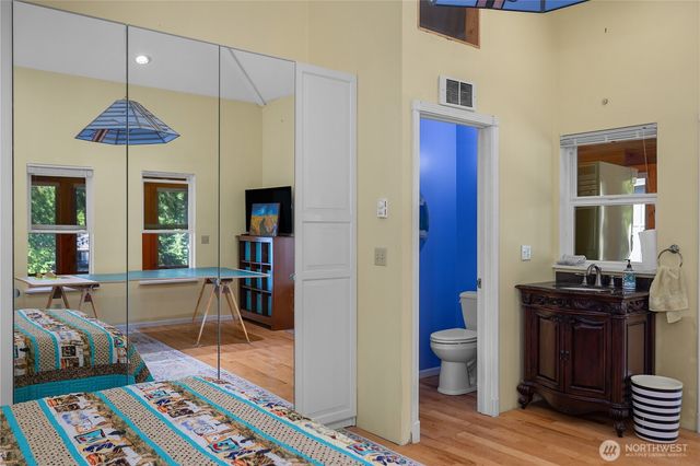 430 E Madrona Pkwy, Grapeview, WA 98546