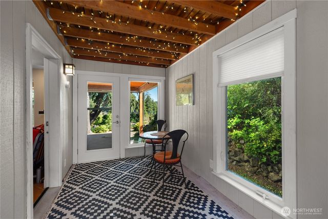 430 E Madrona Pkwy, Grapeview, WA 98546