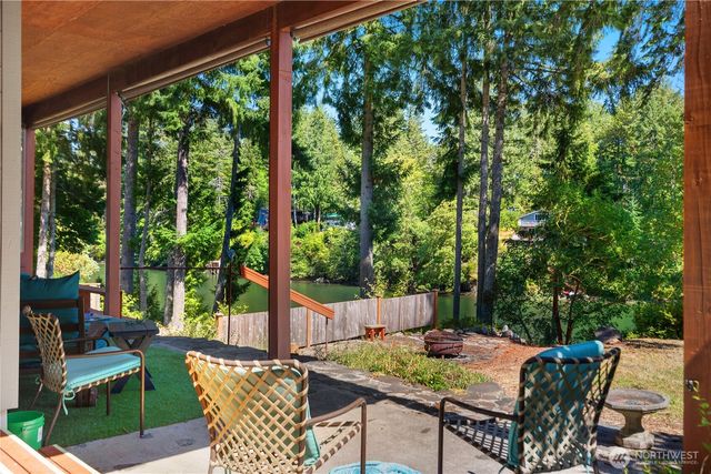 430 E Madrona Pkwy, Grapeview, WA 98546