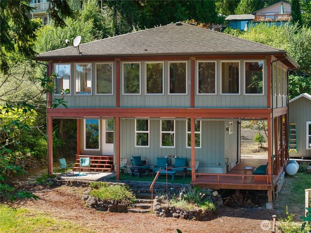 430 E Madrona Pkwy, Grapeview, WA 98546