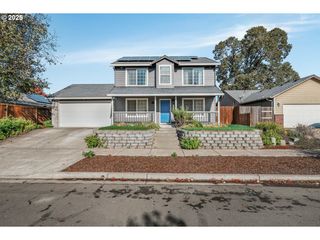 1061 ARGON Ave, Eugene, OR 97404