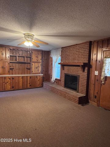 6362 Fairway Drive, Grifton, NC 28530