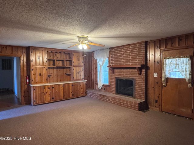 6362 Fairway Drive, Grifton, NC 28530