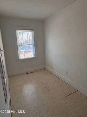 6362 Fairway Drive, Grifton, NC 28530