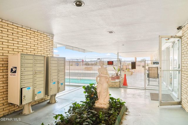 4155 Krupp Drive J, El Paso, TX 79902