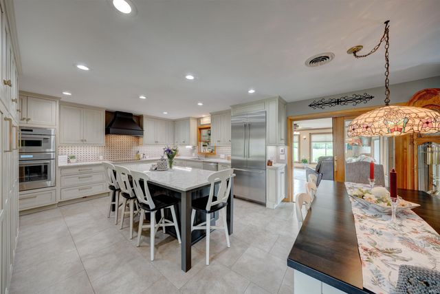 403 S Second Avenue, Holland, IN 47541