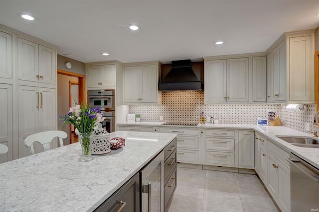 403 S Second Avenue, Holland, IN 47541