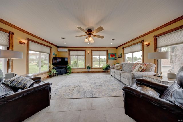 403 S Second Avenue, Holland, IN 47541