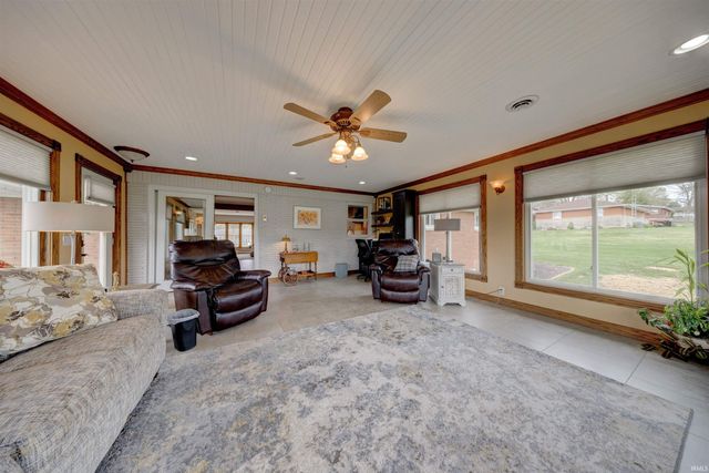 403 S Second Avenue, Holland, IN 47541
