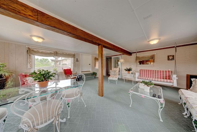 403 S Second Avenue, Holland, IN 47541