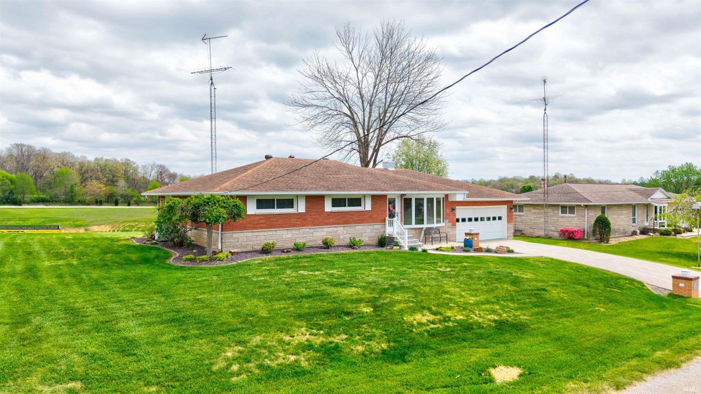 403 S Second Avenue, Holland, IN 47541