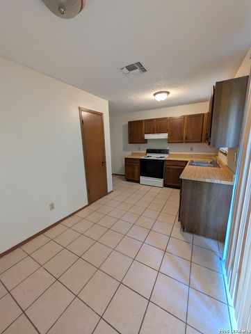 3227 Rhett Butler, San Antonio, TX 78223