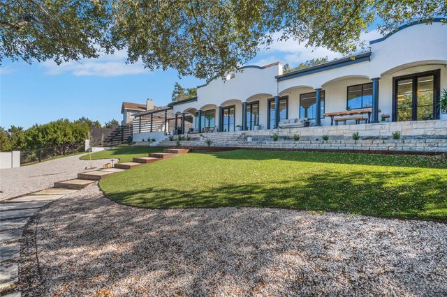 401 Rogart DR, Spicewood, TX 78669