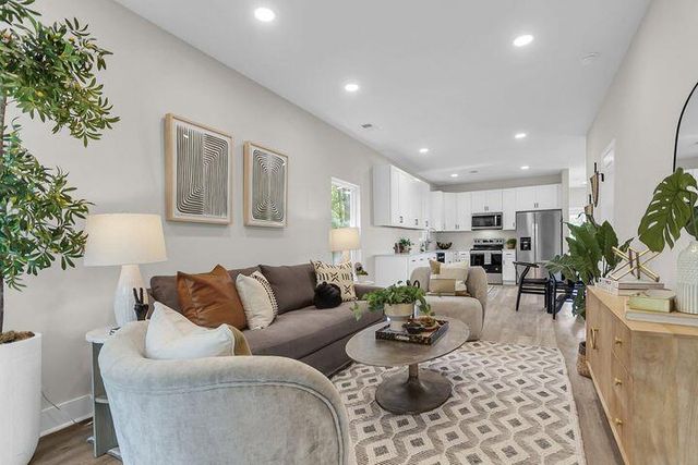 110 Farm Road A, Goose Creek, SC 29445