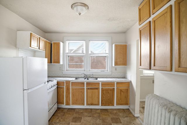 1259 Charles Avenue, Saint Paul, MN 55104