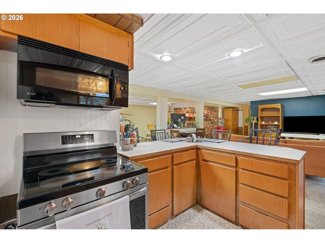 451 ELK CREEK Rd, Chehalis, WA 98532