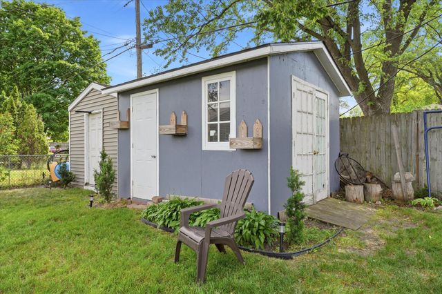 6435 Bryant Avenue N, Brooklyn Center, MN 55430