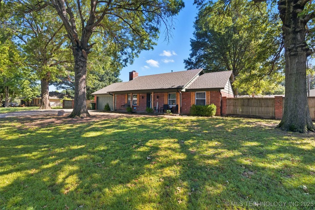 13009 S 124th East Avenue, Broken Arrow, OK 74011