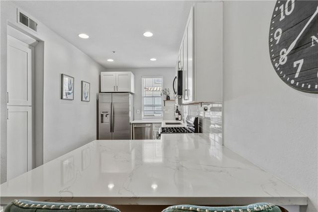 65 Via Cordoba, Rancho Santa Margarita, CA 92688