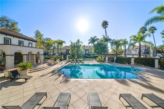 65 Via Cordoba, Rancho Santa Margarita, CA 92688