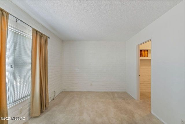 7070 E Calle Del Sol, Tucson, AZ 85710