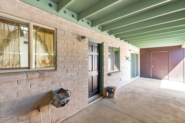 7070 E Calle Del Sol, Tucson, AZ 85710