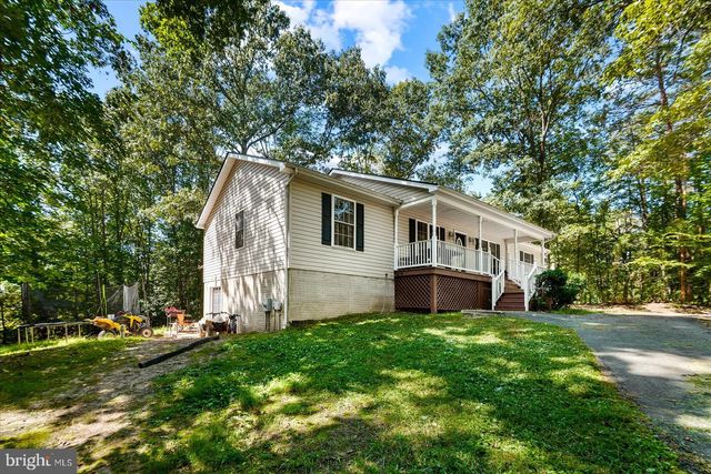 7462 BUCHANAN DR, King George, VA 22485