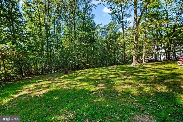 7462 BUCHANAN DR, King George, VA 22485