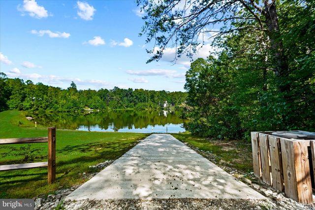 7462 BUCHANAN DR, King George, VA 22485