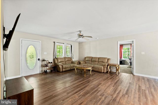 7462 BUCHANAN DR, King George, VA 22485