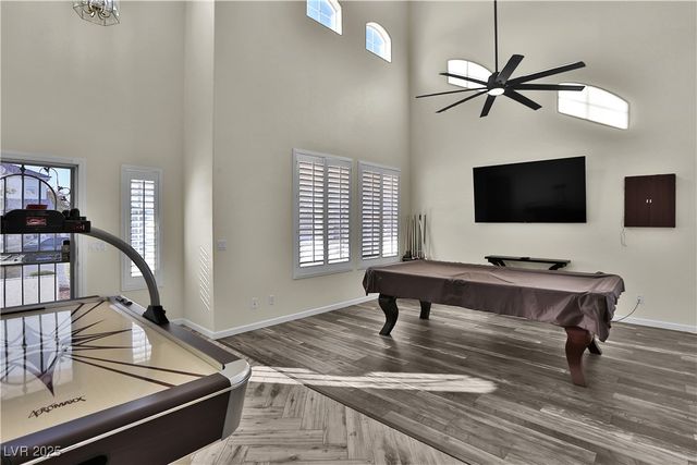 6830 Stone Meadows Avenue, Las Vegas, NV 89142