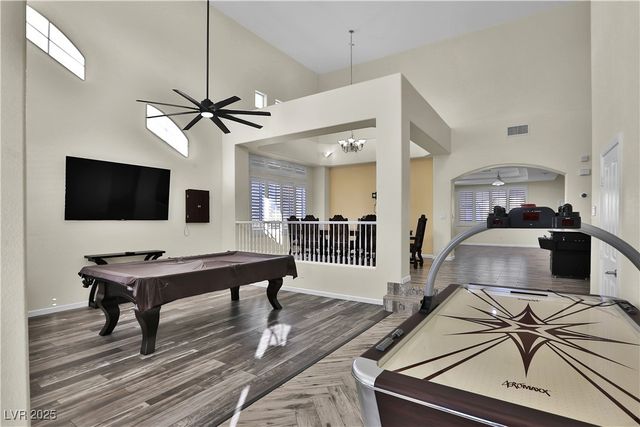 6830 Stone Meadows Avenue, Las Vegas, NV 89142