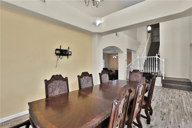 6830 Stone Meadows Avenue, Las Vegas, NV 89142