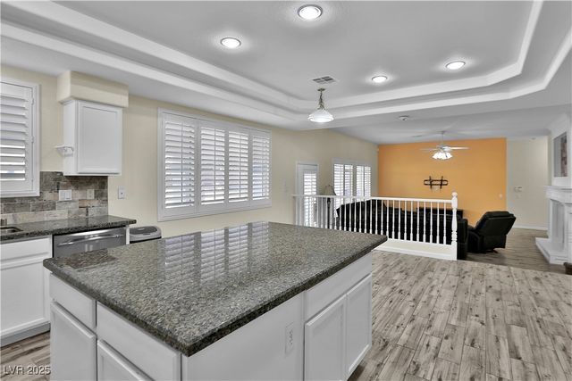 6830 Stone Meadows Avenue, Las Vegas, NV 89142