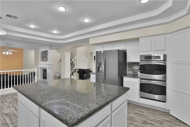 6830 Stone Meadows Avenue, Las Vegas, NV 89142