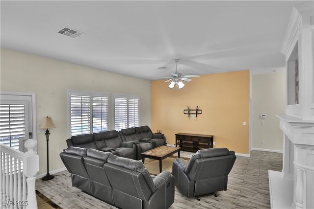 6830 Stone Meadows Avenue, Las Vegas, NV 89142