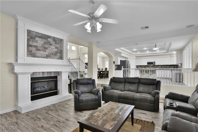 6830 Stone Meadows Avenue, Las Vegas, NV 89142