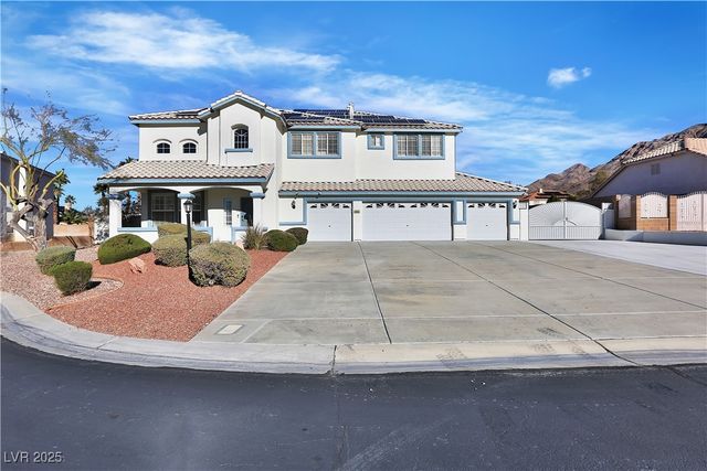 6830 Stone Meadows Avenue, Las Vegas, NV 89142